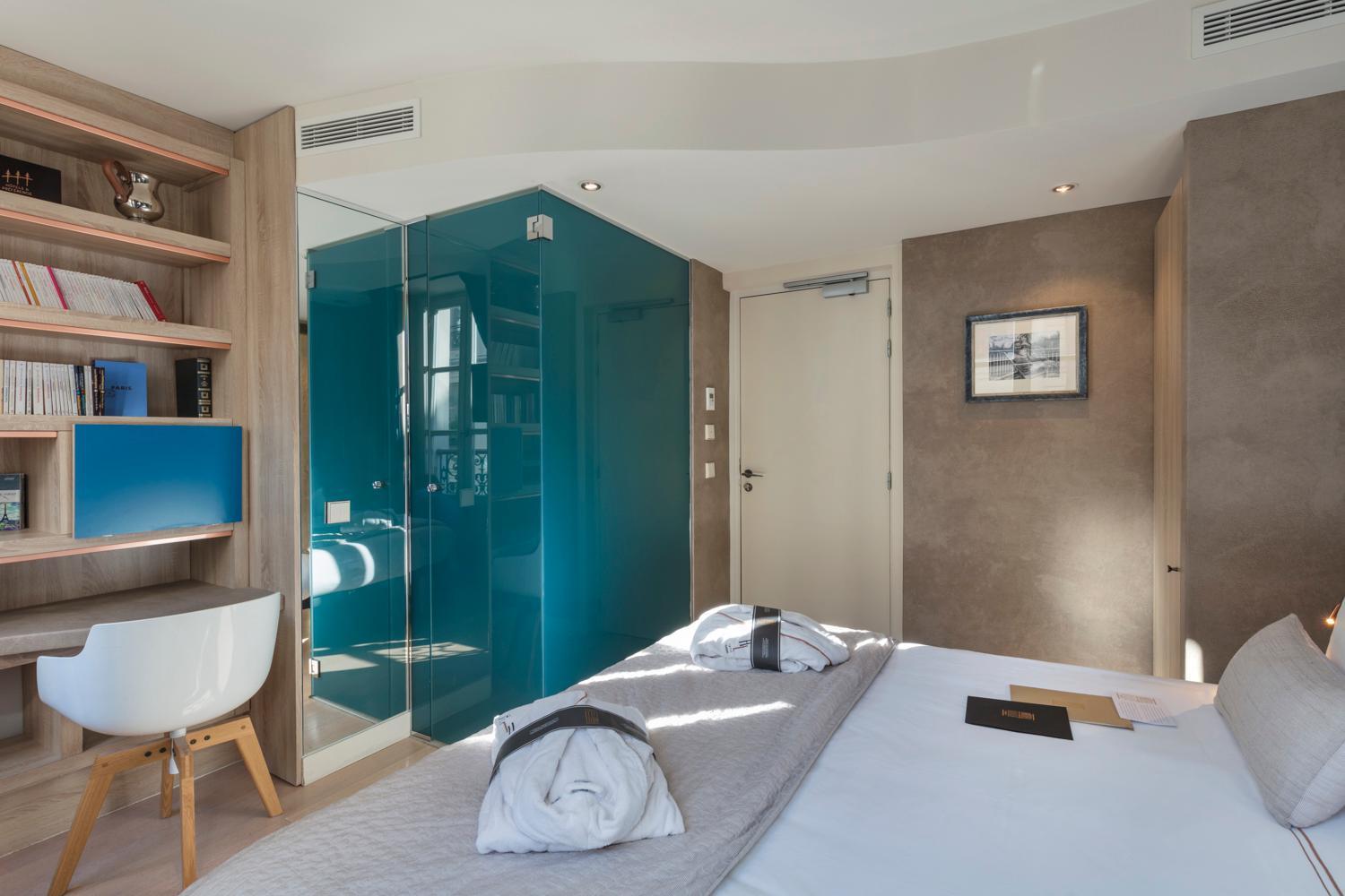 Hotel De Lille - Saint-germain Des Pres 4*